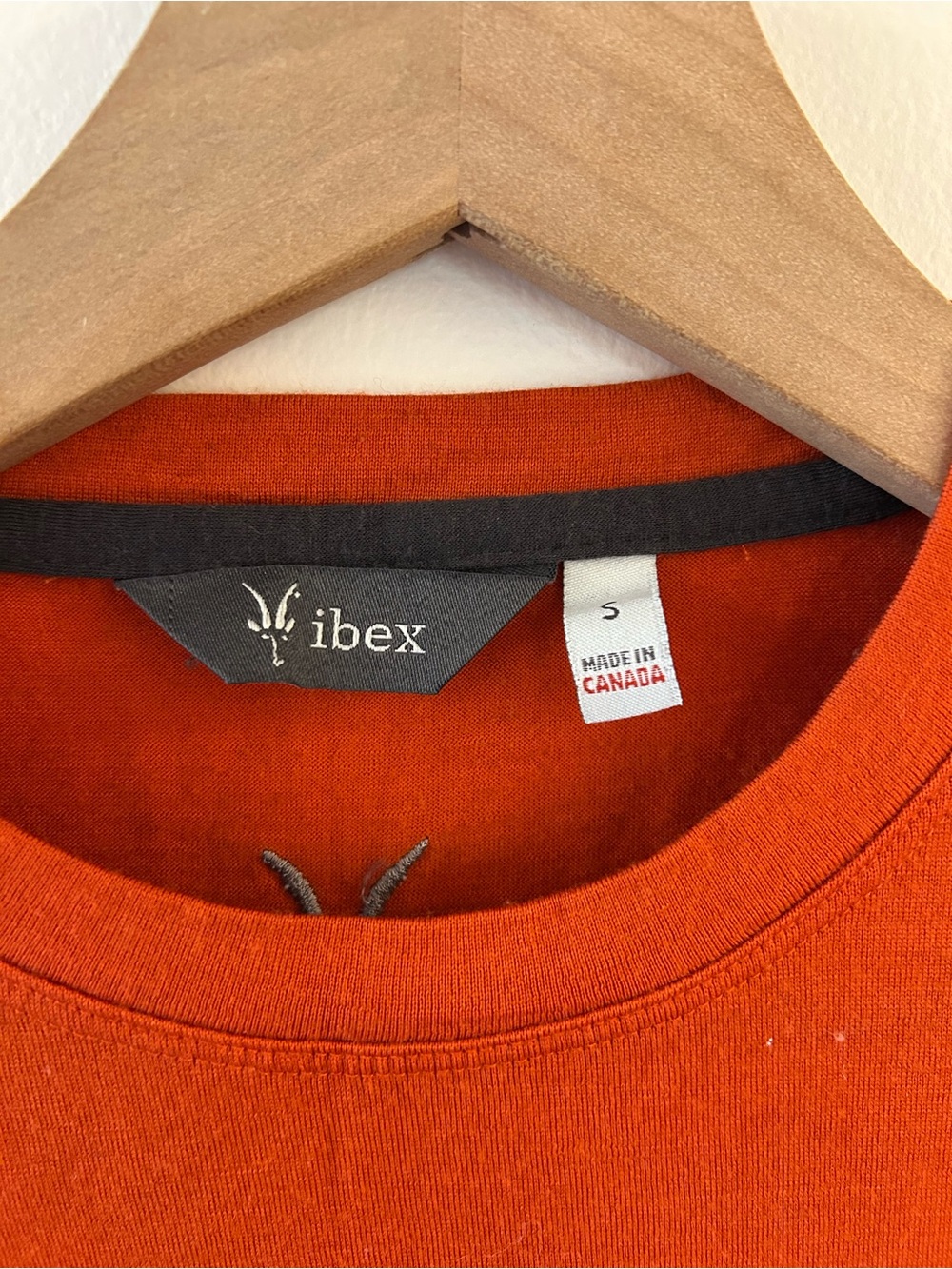 ibex womens Crewneck Sweater in Rust
